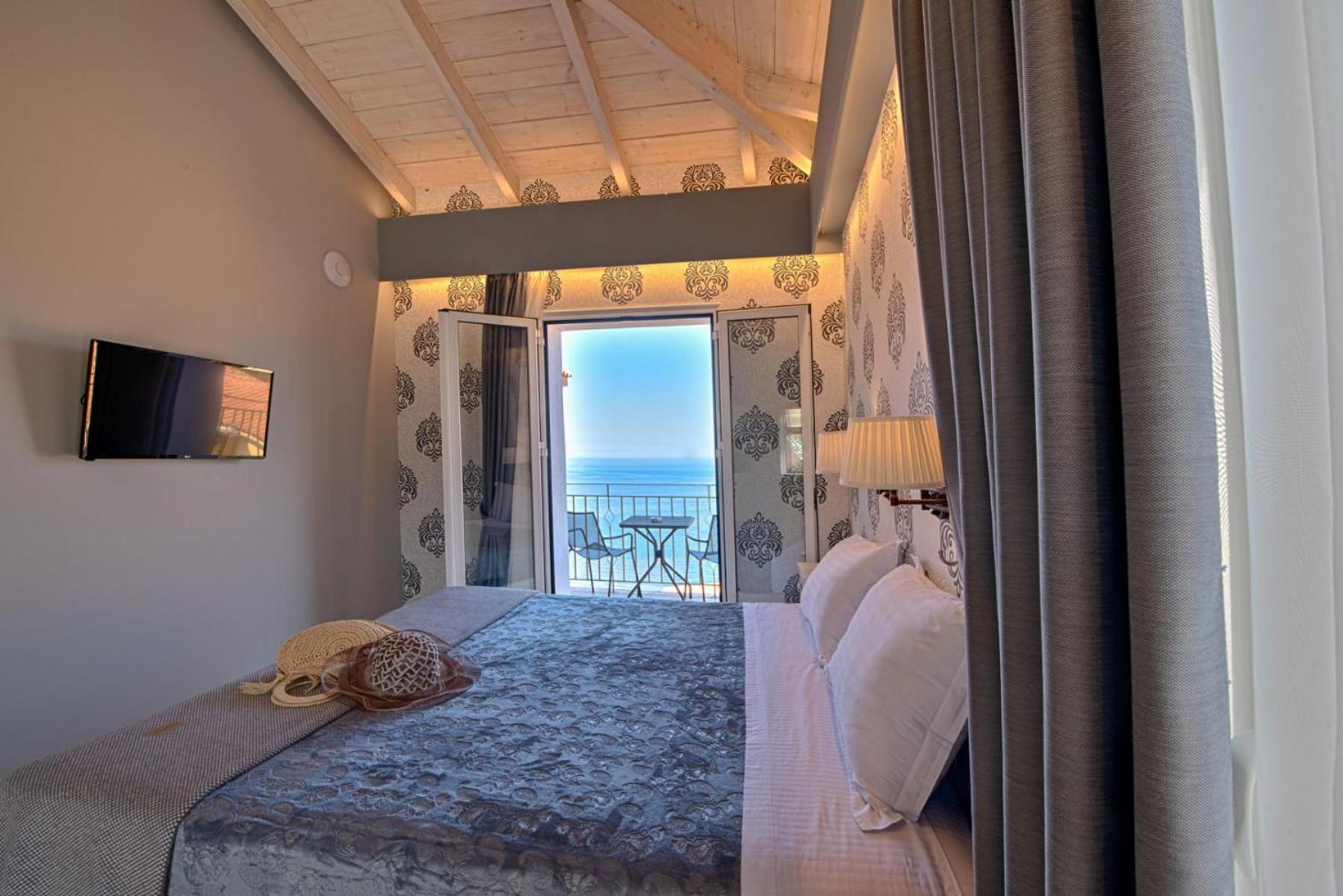 Petani Bay - Adults Only Hotel 4*